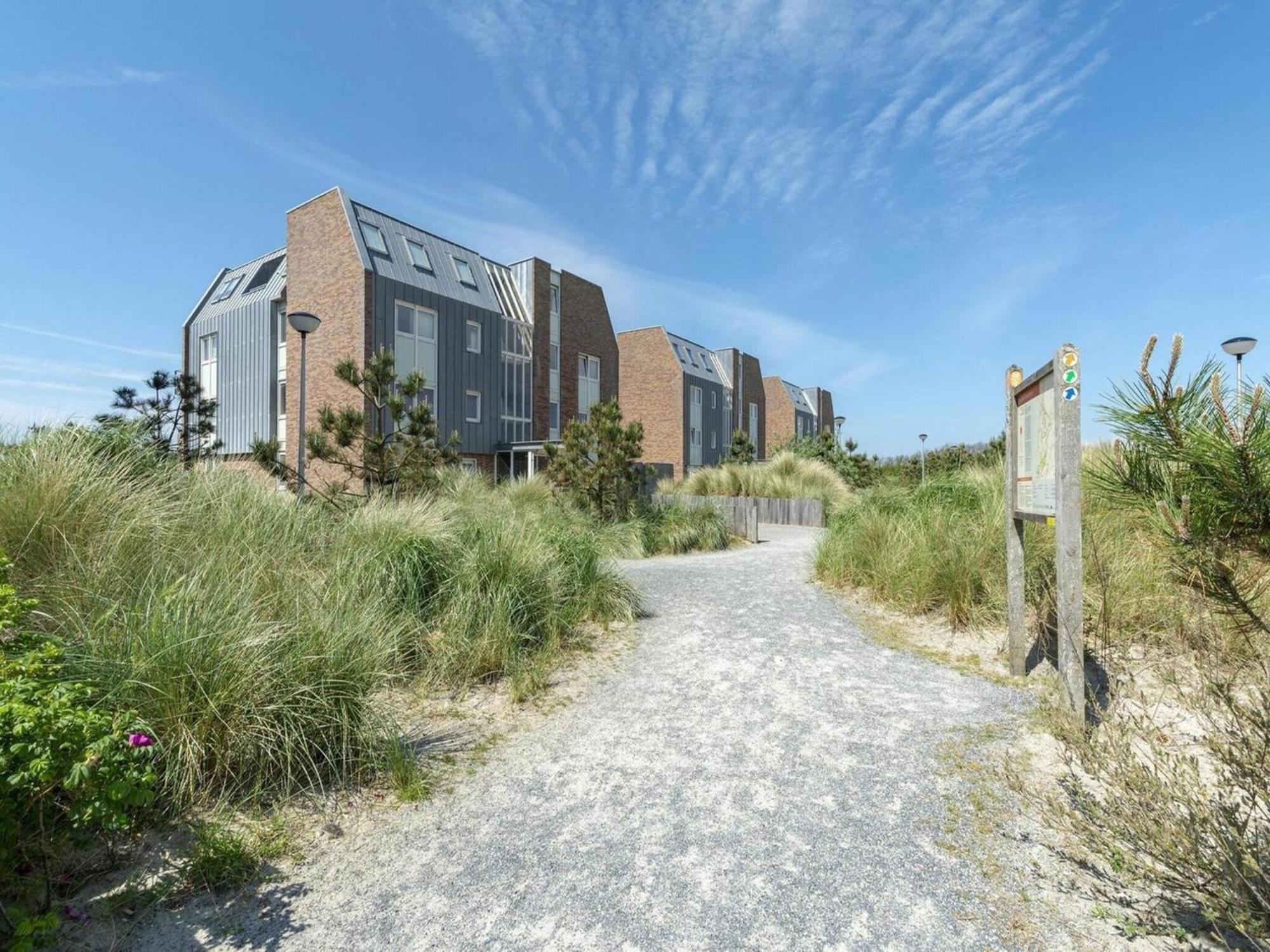 Alluring Coastal Apartment Callantsoog Buitenkant foto