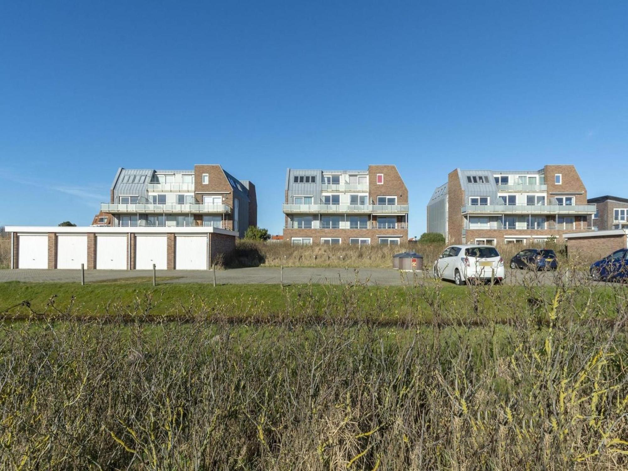Alluring Coastal Apartment Callantsoog Buitenkant foto